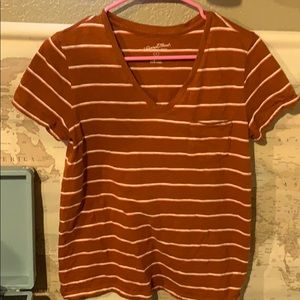 burnt orange v neck pocket tee